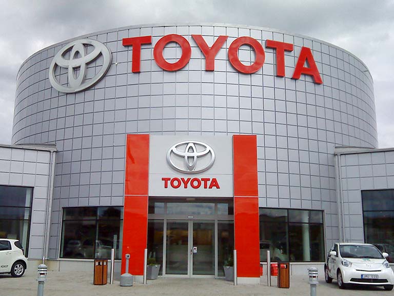Toyota Portal 02 4 3